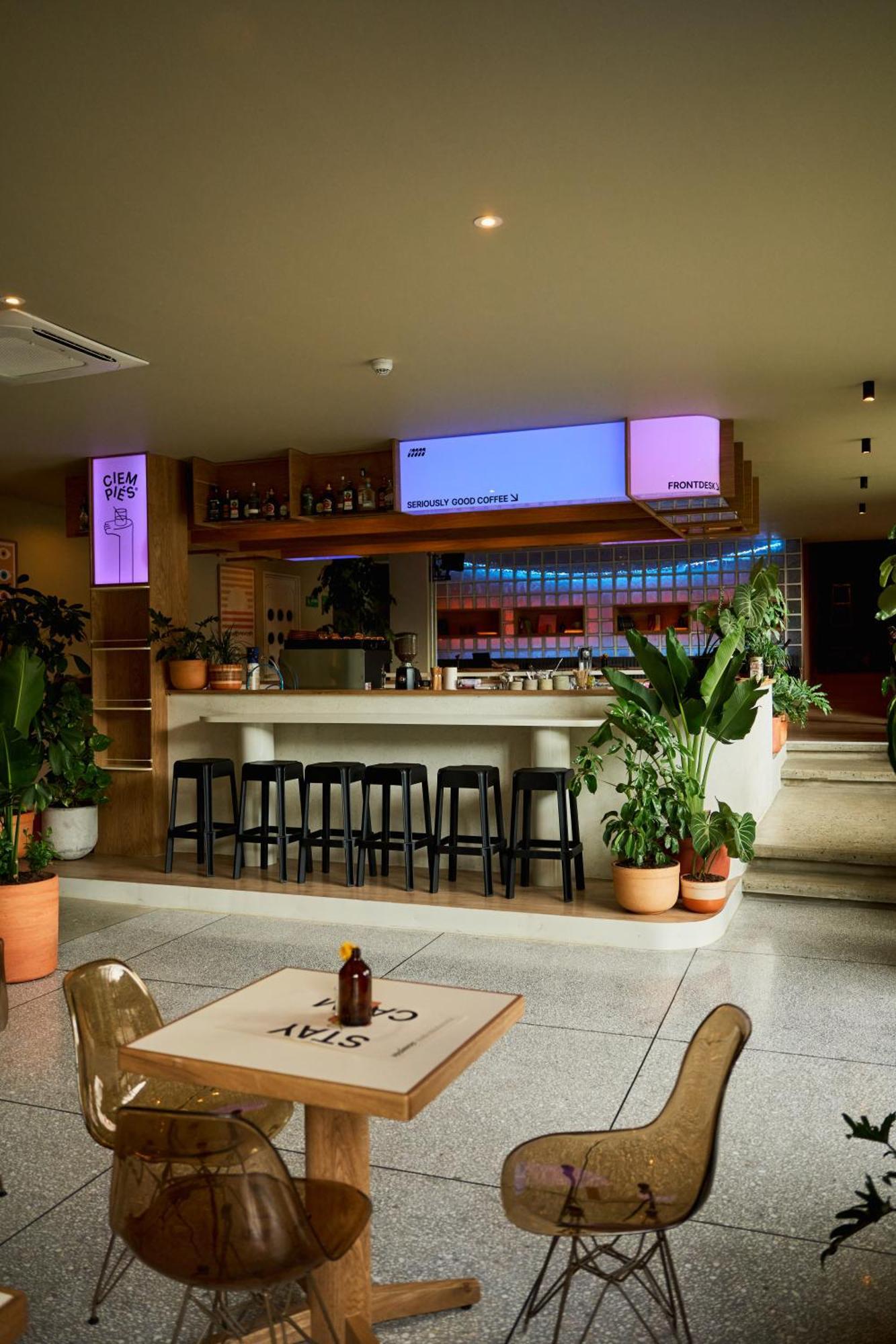 The Somos Central Hotel Poblado Меделин Екстериор снимка