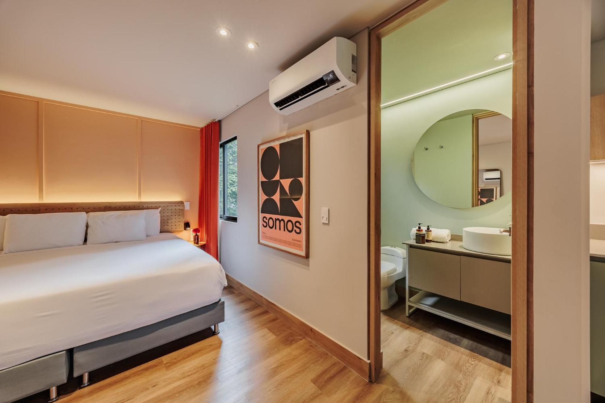 The Somos Central Hotel Poblado Меделин Екстериор снимка